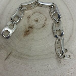 Elegant Silver Mariner Large Link Bracelet